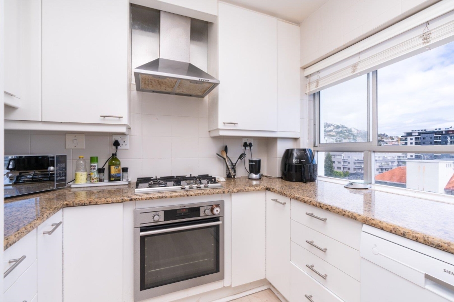 3 Bedroom Property for Sale in Sea Point Western Cape